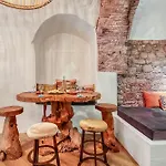 Boutique Bucanieri Luxury - Happy *